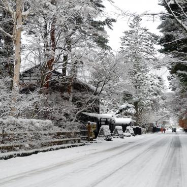 Kakunodate (Akita), rue du quartier des maisons de samouraï Bukeyashiki sous la neige