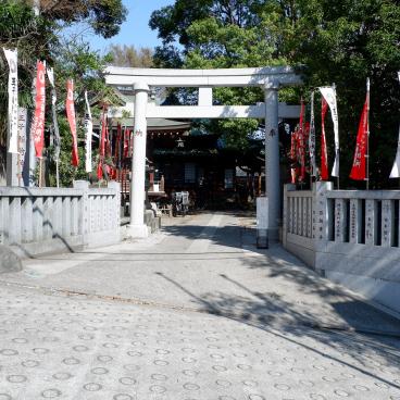 Oji (Tokyo), porte Torii du sanctuaire Oji Inari-jinja 