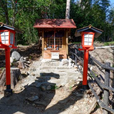 Ville de Fukushima (Tohoku), petit sanctuaire shinto sur le mont Shinobu