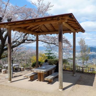 Parc Hanamiyama (Fukushima), observatoire abrité