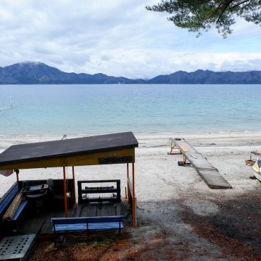 Lac Tazawa-ko (Akita), plage Shirahama en basse saison