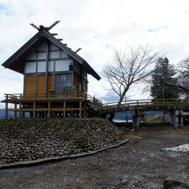 Lac Tazawa-ko (Akita), sanctuaire Kansagu (Ukiki-jinja)