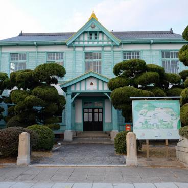 Triennale de Setouchi, île Awashima, ancienne école de marine d'Awashima