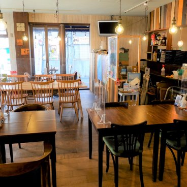 Hase Shokudo (Kamakura), salle du restaurant