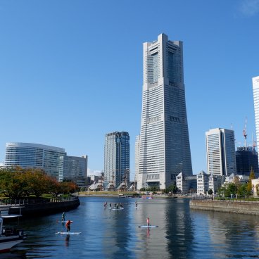 Minato Mirai 21 (Yokohama), vue sur la tour Landmark Tower et les autres gratte-ciels du quartier