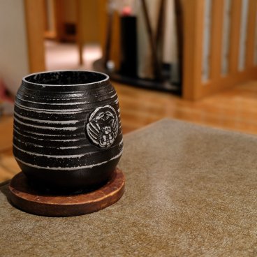 Kani Doraku Kyoto Honten (Kyoto), vaisselle de table décorée d'un crabe