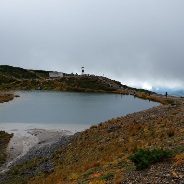 Daisetsuzan (Hokkaido), vue sur le lac Sugatami-ike à l'automne