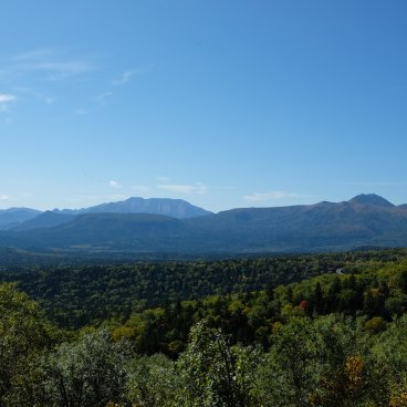 Daisetsuzan (Hokkaido), vue sur les sommets volcaniques du parc national