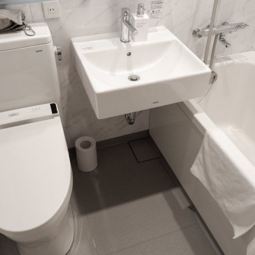 The Knot Hiroshima, salle de bains japonaise de la chambre Standard Twin