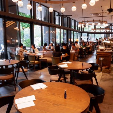 The Knot Hiroshima, restaurant italien Morethan au rez-de-chaussée de l'hôtel