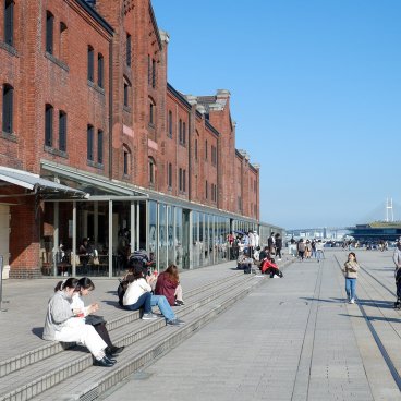 Yokohama, entrepôt Akarenga Soko et square central entre les 2 bâtiments