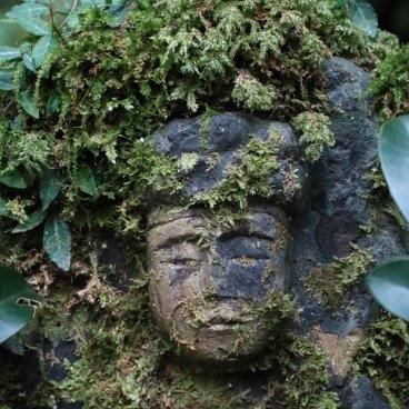 Gorge de Kikuchi (Kumamoto), image de Bouddha dans la roche