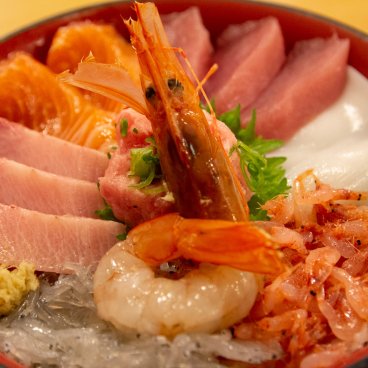 Numazu (péninsule d'Izu), plat de Donburi aux poissons crus Kaisendon
