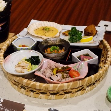 Hirosaki (Aomori), dîner à l'hôtel Hirosaki Park Hotel