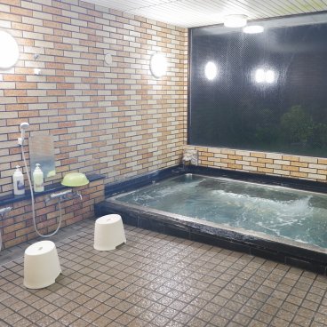Kawaguchiko Station Inn, bain chaud commun pour les hommes