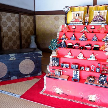 Zuishin-in (Kyoto), exposition de poupées pour Hina Matsuri en mars à l'intérieur du temple