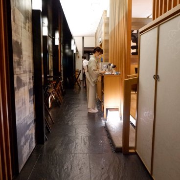 Otaru Masazushi Ginza (Tokyo), personnel et intérieur du restaurant