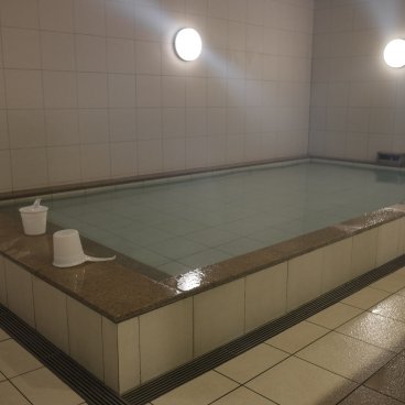 First Cabin Kansai Airport (Osaka), bain commun Sento à partager