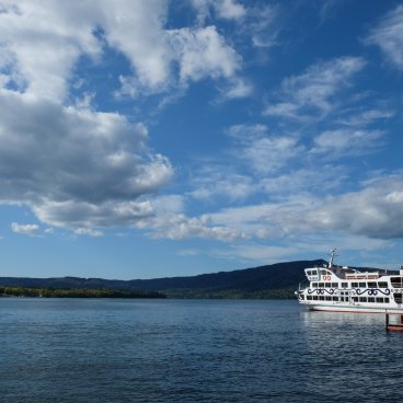 Parc national Akan-Mashu (Hokkaido), bateau de croisière sur le lac Akan
