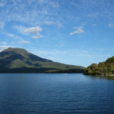 Parc national Akan-Mashu (Hokkaido), croisière en bateau sur le lac Akan