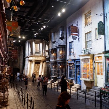 Warner Bros. Studio Tour Tokyo - The Making of Harry Potter, décor le Chemin de Traverse (Diagon Allery)