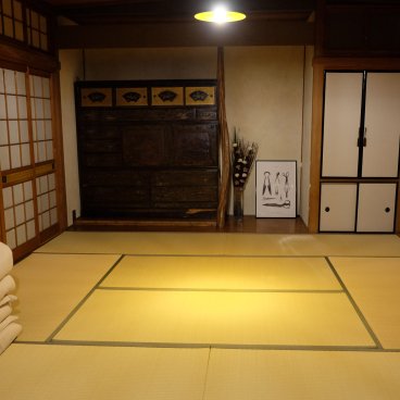 La toile (Mitoyo, Shikoku), vue sur la chambre japonaise