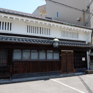 Résidence traditionnelle (Sakai, Osaka), entrée d'une Machiya