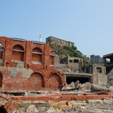 Gunkanjima (Nagasaki), vestiges de l’ancienne cité charbonnière