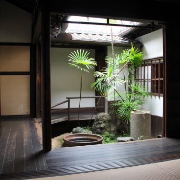 Maison Ohashi (Kurashiki), jardin intérieur de la résidence traditionnelle 3