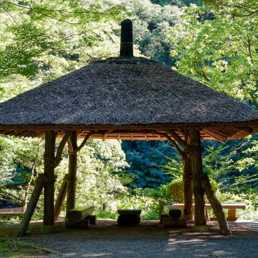 Meiji Jingu Gyoen (Tokyo), pavillon Gazebo du jardin 2