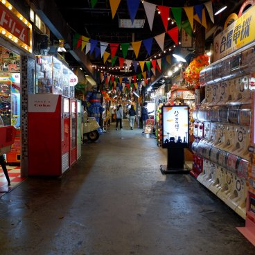 Daiba 1-chome Shotengai (Tokyo), reproduction rue marchande de Showa