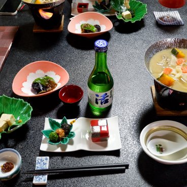 Kakurinbo (Minobu, mont Fuji), dîner traditionnel et végétarien
