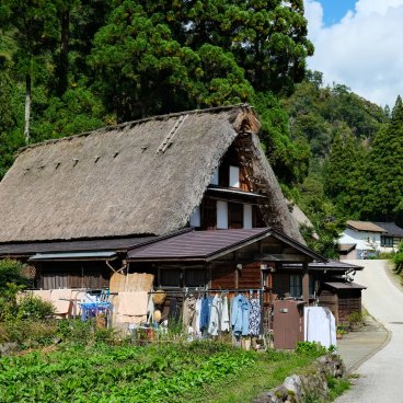 Gokayama (Toyama), village rural aux toits de chaume classé à l'Unesco