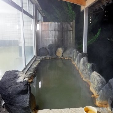 Seiko Grand Hotel (Péninsule d'Oga, Akita), bain Onsen commun extérieur