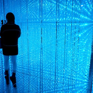 teamLab Borderless (Azabudai Hills, Tokyo), Infinite Crystal World 3