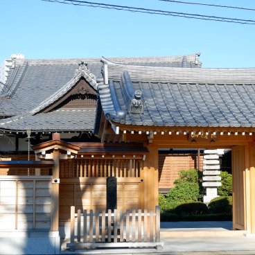Cimetière de Yanaka (Tokyo), temple Anryuin