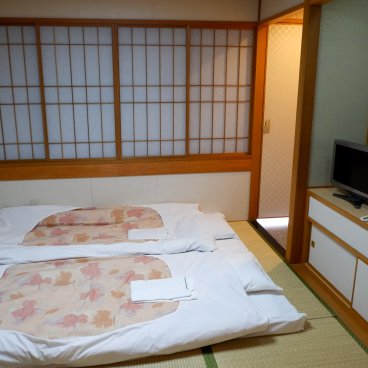 Shin Nihonkai Ferry, bateau Hamanasu (Maizuru - Otaru), chambre State Room B sur tatami à la japonaise