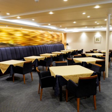 Shin Nihonkai Ferry, bateau Lavender (Niigata - Otaru), salle du restaurant gastronomique 