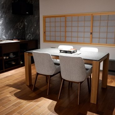 Auberge Homachi Mikuni Minato (Fukui), espace cuisine de la maison Bishamon