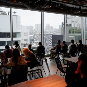 Tokyu Plaza Harajuku (Harakado), étages supérieurs consacrés à la restauration