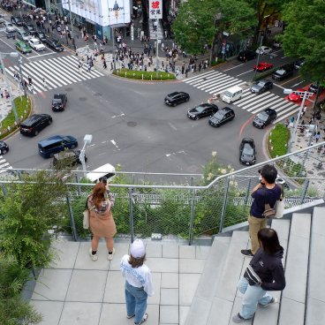Tokyu Plaza Harajuku (Harakado), vue en hauteur sur le carrefour de Jingumae