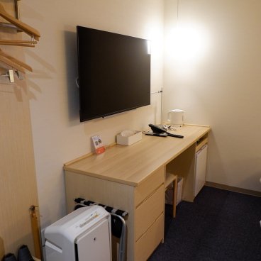 Kurashiki Ivy Square (Okayama), espace bureau et TV de la chambre Standard Single Room