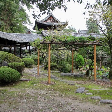 Manpuku-ji (Uji), vue sur les jardins du temple à la fin de l'été