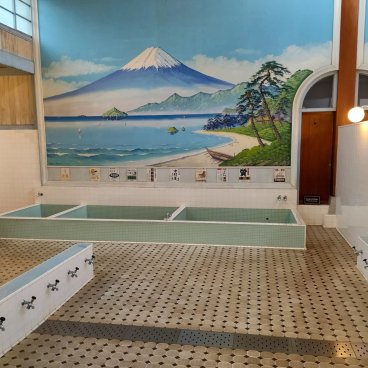 Musée d'architecture en plein air d'Edo-Tokyo, à l'intérieur des bains publics du Kodakara-yu (1929)