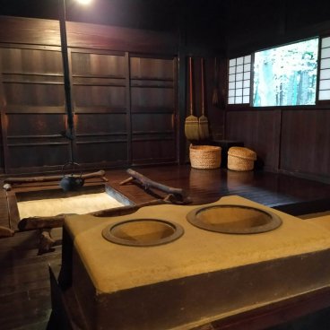 Musée d'architecture en plein air d'Edo-Tokyo, cuisine de la ferme de la famille Yoshino (fin époque Edo)