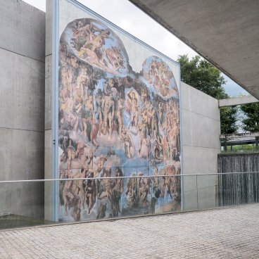 Garden of Fine Arts, Kyoto, Fresque en céramique Le Jugement Dernier, d'après Michel-Ange