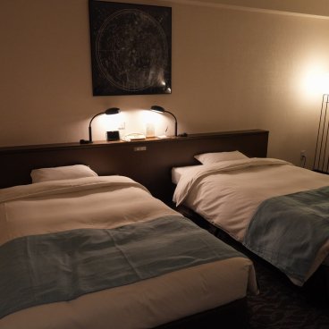 Tanegashima (Kyushu), chambre de l'hôtel Iwasaki au sud de l'île