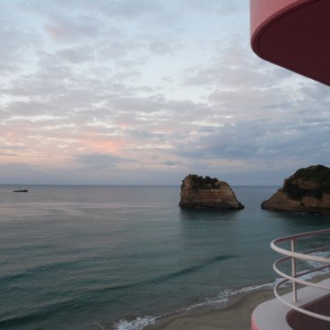 Tanegashima (Kyushu), vue sur le littoral depuis l'hôtel Iwasaki au sud de l'île