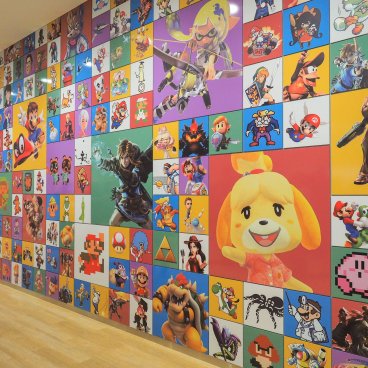 Nintendo Museum (Uji, Kyoto), mur d'expositions des personnages principaux