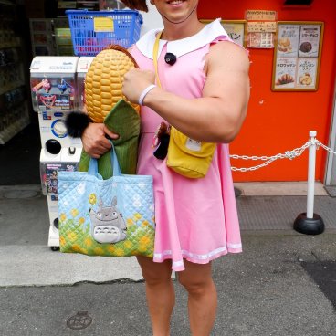 Nipponbashi Street Festa (Osaka), cosplay insolite du personnage de Mei de Totoro